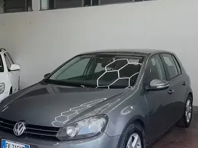 Usata VW Golf VI Highline 105 CV (77 kW) 2011 Grigio Utilitaria