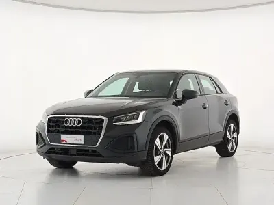 Usata Audi Q2 Admired 150 CV (110 kW) 2023 Grigio manhattan metallizzato SUV