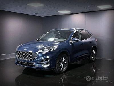 Usata Ford Kuga ST-Line X 120 CV (88 kW) 2023 Blu pastello SUV