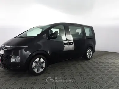 Usata Hyundai Staria 177 CV (130 kW) 2023 Nero Monovolume