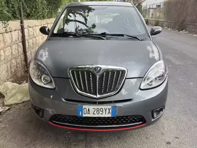 Usata Lancia Ypsilon 60 CV (44 kW) 2006 Utilitaria