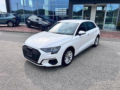 Usata Audi A3 150 CV (110 kW) 2022 Bianco Berlina