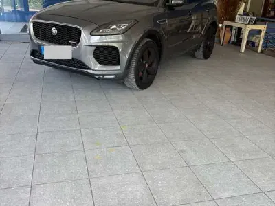 Usata Jaguar E-Pace R-Dynamic 249 CV (183 kW) 2018 SUV