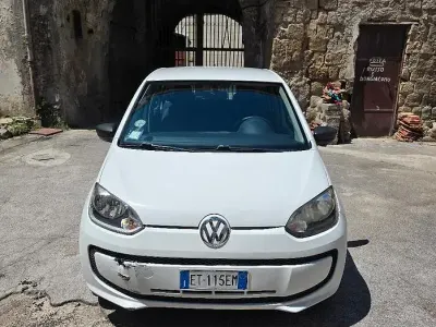 Usata VW up! 68 CV (50 kW) 2013 Bianco Utilitaria