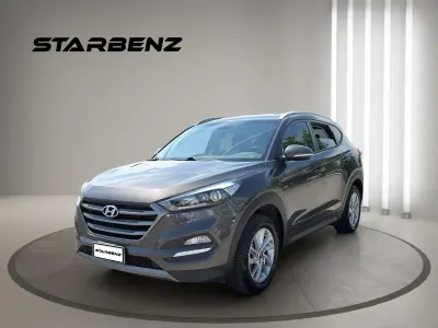 Usata Hyundai Tucson Comfort 132 CV (97 kW) 2016 Bronzo SUV