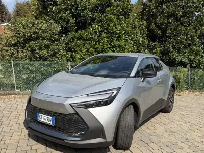 Usata Toyota C-HR Trend 98 CV (72 kW) 2024 SUV