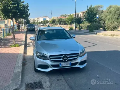 Usata Mercedes C180 116 CV (85 kW) 2015 Grigio Berlina