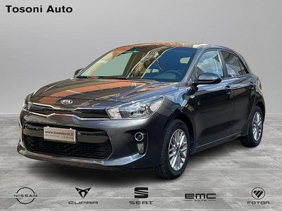 Usata Kia Rio 81 CV (59 kW) 2020 Grigio Berlina