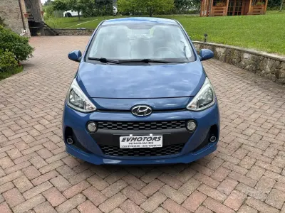 Usata Hyundai i10 66 CV (48 kW) 2017 Blu Utilitaria