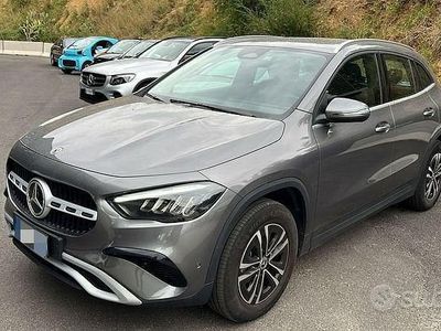Usata Mercedes GLA250 Advanced 218 CV (160 kW) 2024 Grigio SUV