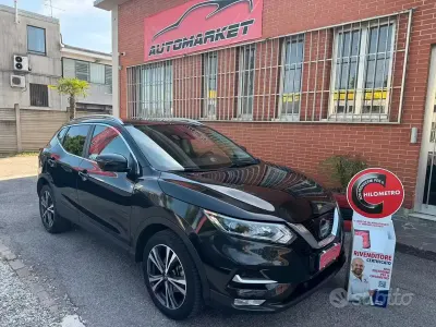 Usata Nissan Qashqai N-Connecta 116 CV (85 kW) 2018 Nero SUV