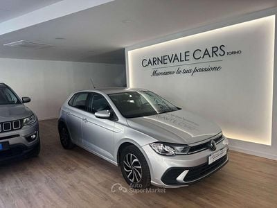 Usata VW Polo Life 95 CV (69 kW) 2022 Argento Utilitaria