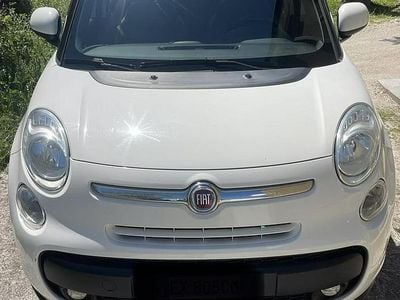 Begagnad Fiat 500L Lounge 85 HK (62 kW) 2014 Vit Minibuss