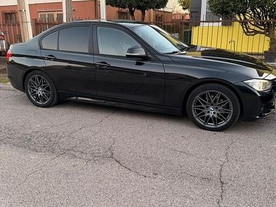 Usata BMW 316 116 CV (85 kW) 2015 Nero Berlina