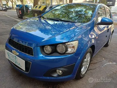 Usata Chevrolet Aveo LT 86 CV (63 kW) 2014 Blu Berlina