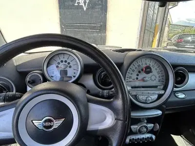 Usata Mini ONE 98 CV (72 kW) 2010 Nero Utilitaria