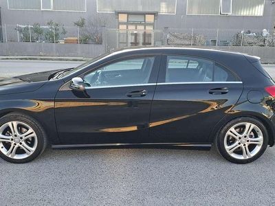 Usata Mercedes A180 109 CV (80 kW) 2015 Berlina