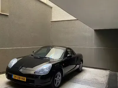 Usata Toyota MR2 140 CV (102 kW) 2002 Cabrio