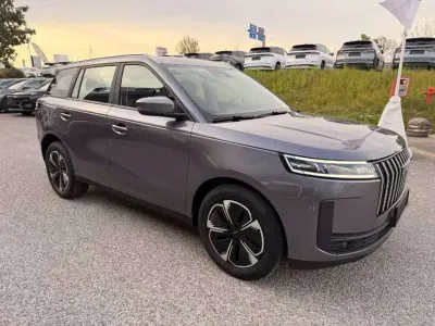 Nuova Jaecoo 5 147 CV (108 kW) 2026 Phantom gray SUV