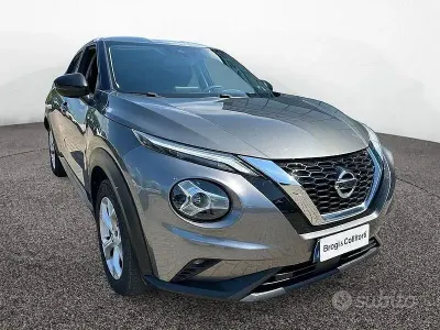 Usata Nissan Juke Acenta 114 CV (83 kW) 2021 Grigio SUV