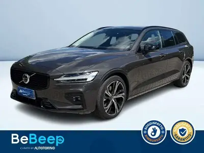 Usata Volvo V60 Plus 197 CV (144 kW) 2023 Grigio metallizzato Station wagon