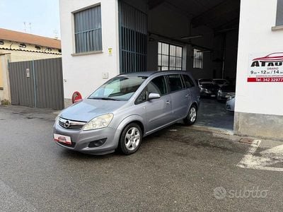 Occasion Opel Zafira Cosmo 115 ch (84 kW) 2008 Gris Monospace