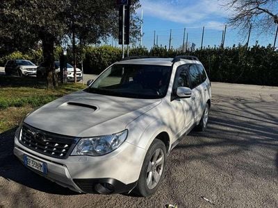 Usata Subaru Forester 147 CV (108 kW) 2013 Bianco SUV