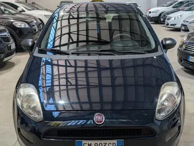 Usata Fiat Punto Street 69 CV (50 kW) 2017 Nero Utilitaria