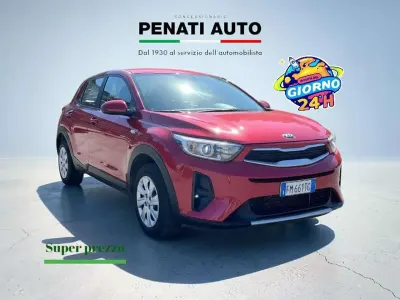 Second-hand Kia Stonic Style 101 CP (74 kW) 2018 Roșu SUV