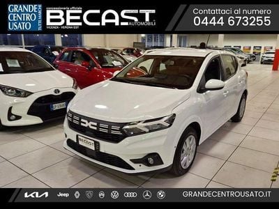 Usata Dacia Sandero Expression 101 CV (74 kW) 2023 Bianco pastello Berlina