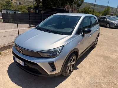 Usata Opel Crossland X Ultimate 110 CV (80 kW) 2022 Grigio SUV