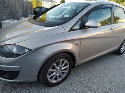 usata Seat Altea 2.0 TDI Tenuta in box, unico propietario non fumatore ecc..