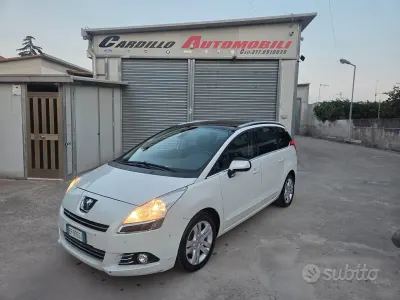 Usata Peugeot 5008 Allure 150 CV (110 kW) 2011 Bianco Monovolume