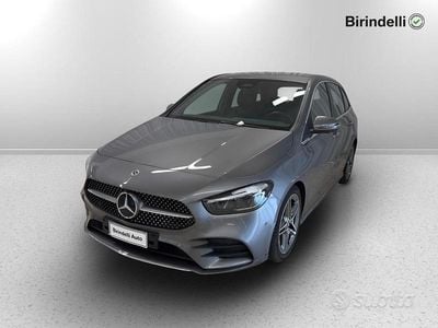 Usata Mercedes 180 116 CV (85 kW) 2024 Grigio Berlina