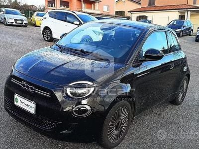 Usata Fiat 500e Icon 86 kW (118 CV) 2022 Nero Berlina