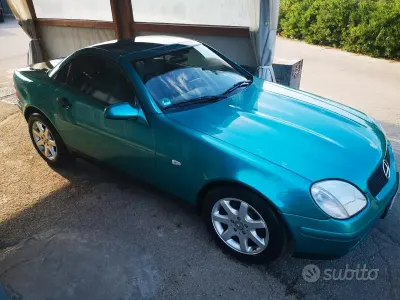 Usata Mercedes SLK230 193 CV (141 kW) 1998 Verde Cabrio