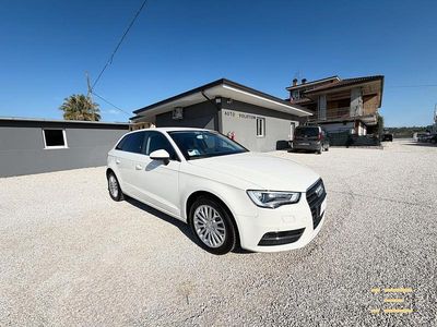 Usata Audi A3 Ambiente 105 CV (77 kW) 2013 Bianco Berlina