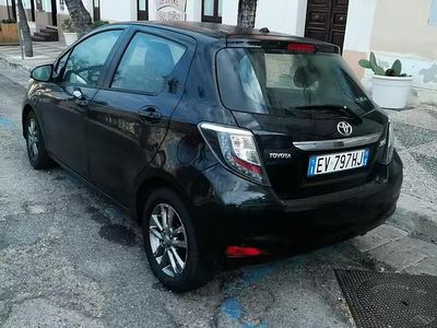 Second-hand Toyota Yaris 65 CP (47 kW) 2014 Hatchback