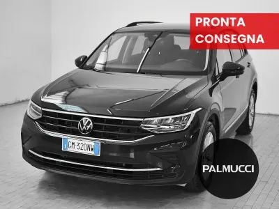 Usata VW Tiguan Life 122 CV (89 kW) 2023 Grigio SUV