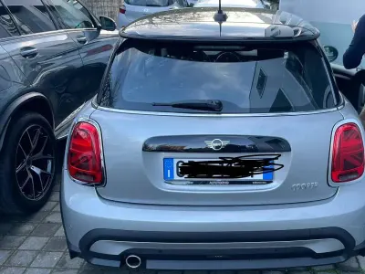 Usata Mini Cooper Classic 136 CV (100 kW) 2023 Grigio Utilitaria