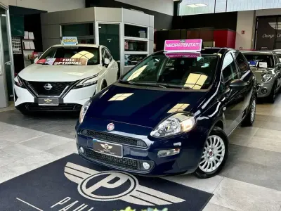 Usata Fiat Punto Street 95 CV (69 kW) 2018 Blu scuro Utilitaria