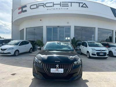 Usata Peugeot 208 Allure 101 CV (74 kW) 2021 Nero Utilitaria