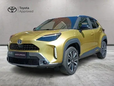 Usata Toyota Yaris Cross 116 CV (85 kW) 2022 Giallo SUV