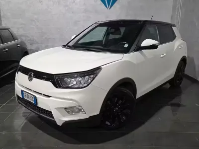 Usata SsangYong Tivoli 116 CV (85 kW) 2016 Bianco SUV