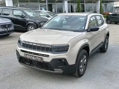 Nuova Jeep Avenger Longitude Plus 101 CV (74 kW) 2026 Grigio stone metallizzato SUV