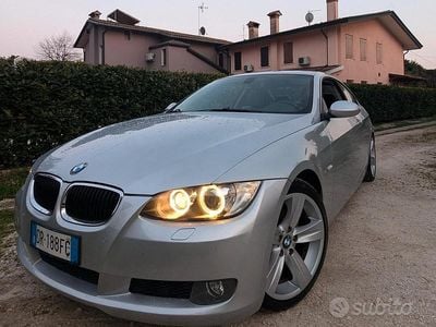Begagnad BMW 320 M Sport 170 HK (125 kW) 2008 Grå Sportkupé