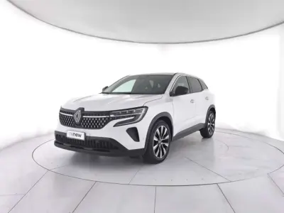 Usata Renault Austral Techno 131 CV (96 kW) 2023 Bianco nacrè SUV