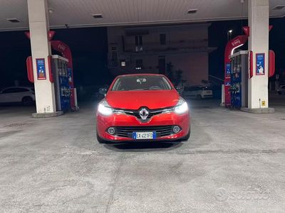 Usata Renault Clio IV 90 CV (66 kW) 2014 Rosso Berlina
