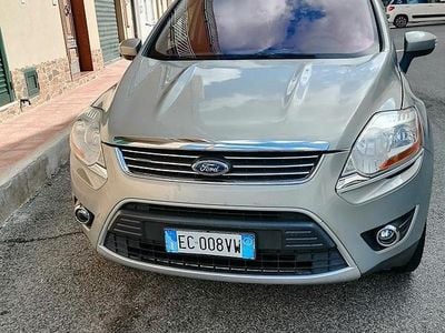 Usata Ford Kuga 140 CV (102 kW) 2010 Grigio SUV