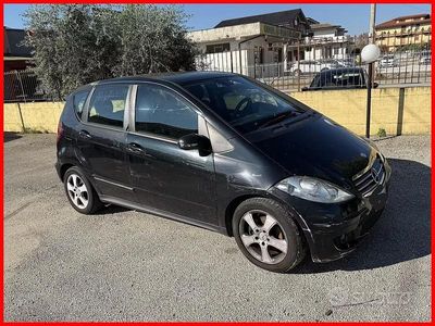 Usata Mercedes A180 109 CV (80 kW) 2007 Nero Utilitaria